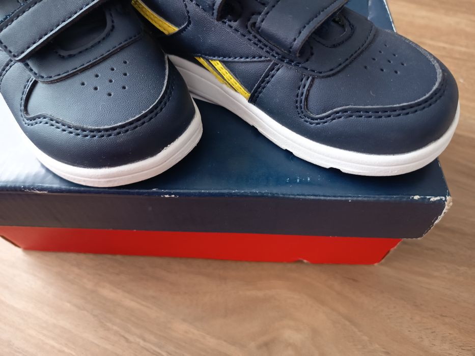 Adidasi noi copiii Reebok