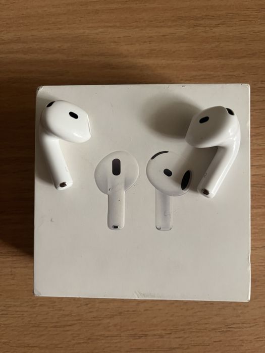 Airpods 4, fara ANC, se vand si separat