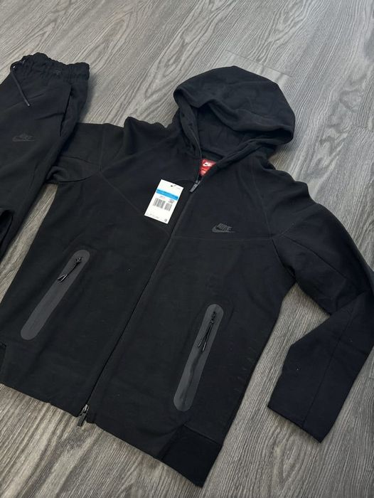 Trening Nike Tech Negru - Unisex