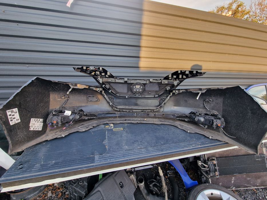 Bara fata Nissan Leaf 2019-2024