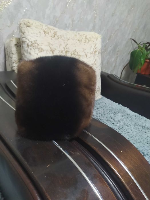 Продам норковую шапку