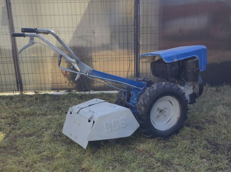 Vând motocultor Bcs 14cp diesel pornire la sfoară