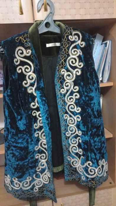 Прокат национальных камзолов