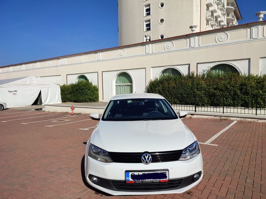 Volkswagen Jetta Masina e in stare perfecta de functionare, fara defecte de functionare