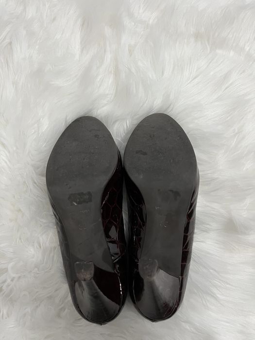 Pantofi lăcuiți marimea 36