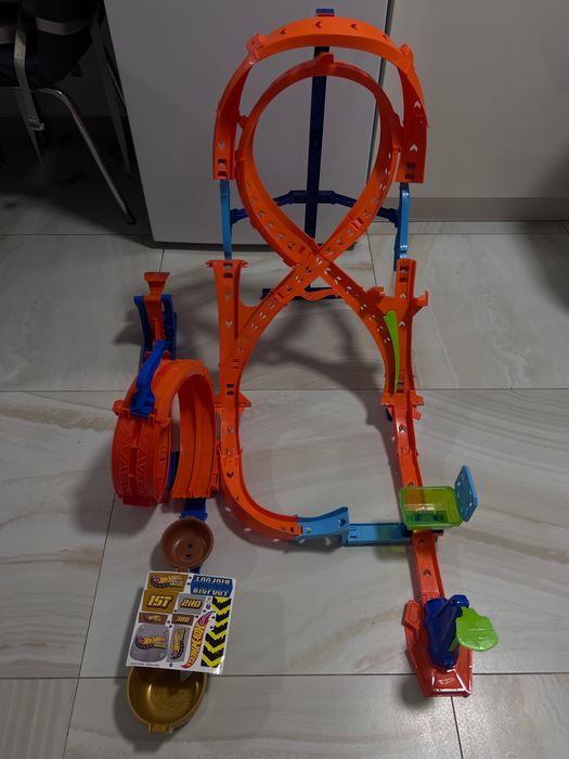 Писта Hot wheels за деца