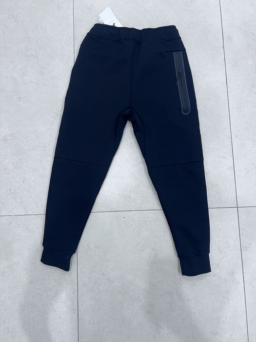 Nike tech fleece штаны размер M