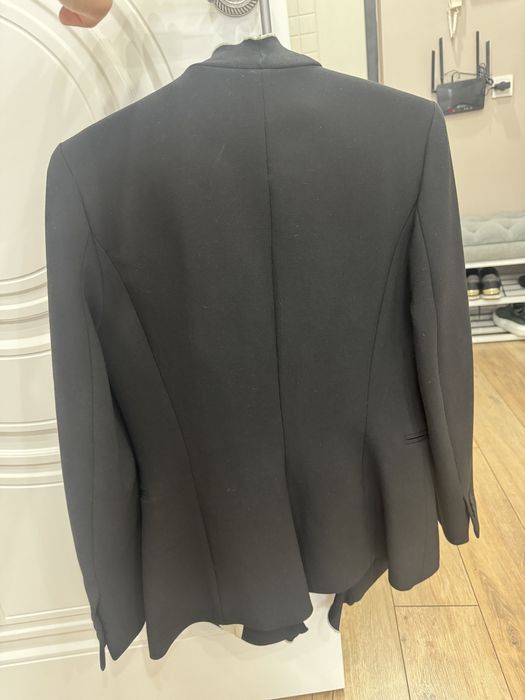 Пиджак ZARA в отличном состоянии