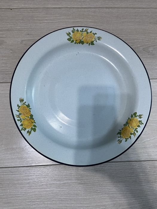 Кастрюля эмалированная 20