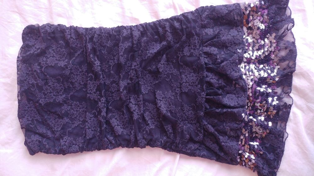 Дантелена Рокля с паиети