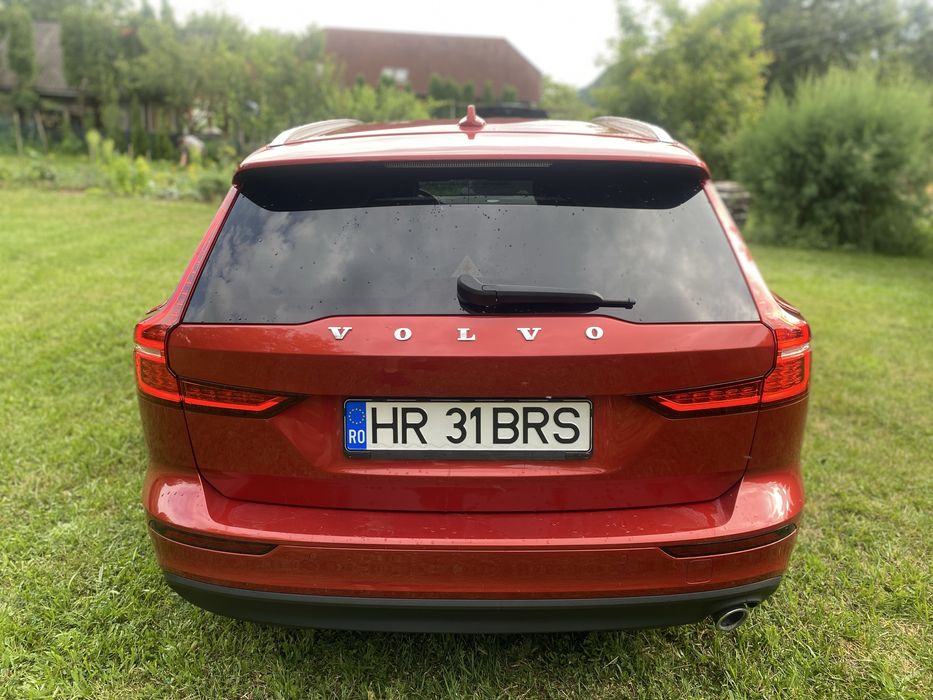 Volvo V60 D3 (TVA deductibil)