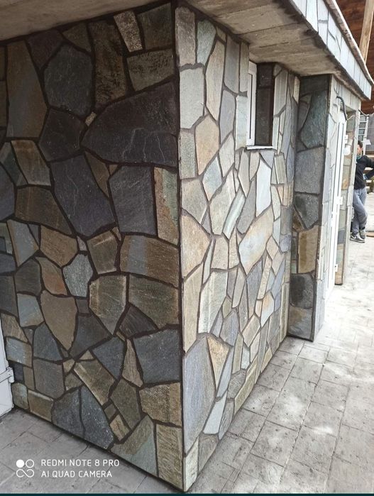 Vand si montez piatra naturala