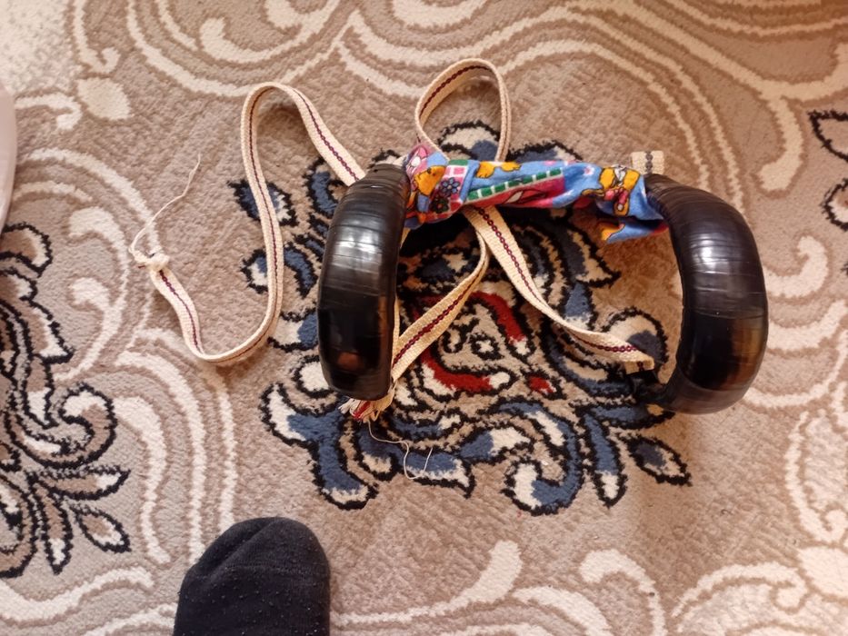 bolalar shinasi sotiladi ozgina ishlatilgan.