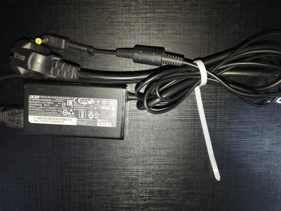 Laptop Acer Aspire E15