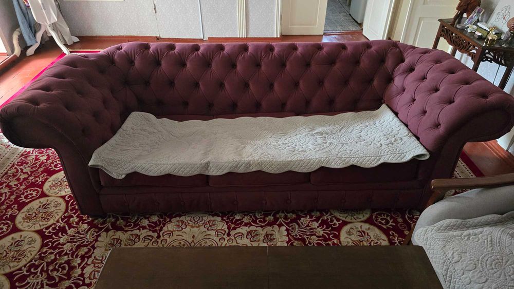 Диван большой честер