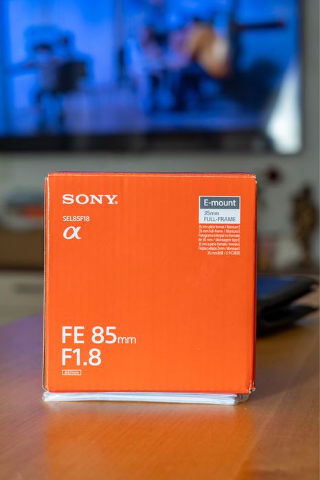 Sony FE 85mm f/1.8