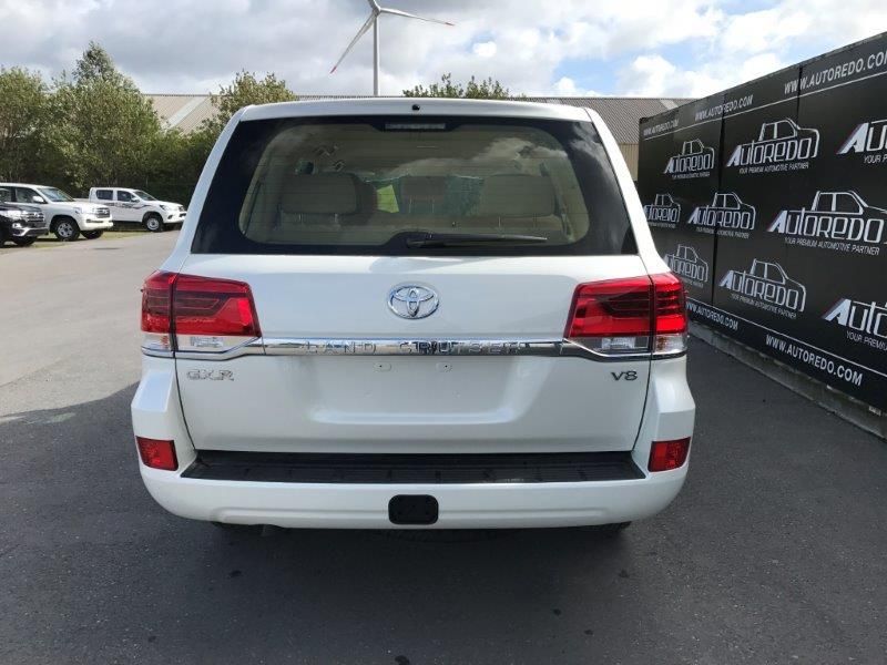 Toyota Lc200  orqa fara