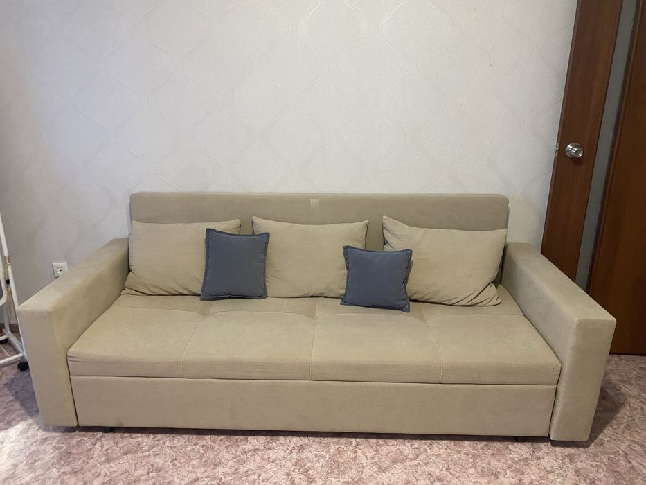 Продам диван в хорошем состоянии