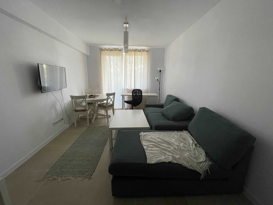 Apartament nou de închiriat – modern utilat, cu vedere superbă