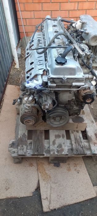 Продам двигатель от Land  Cluiser 100