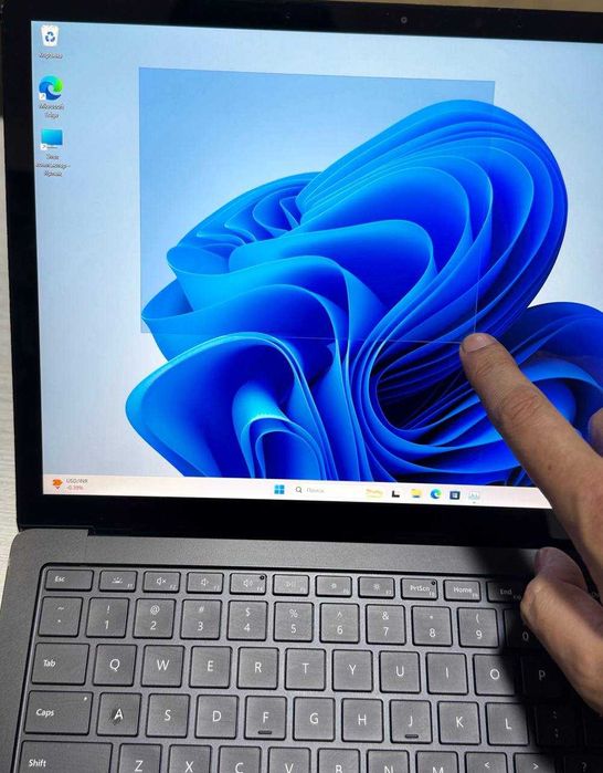 Surface Laptop 3 carbon 13.5” 2K IPS Sensor I7-1185G7 16GB/256GB NVMe