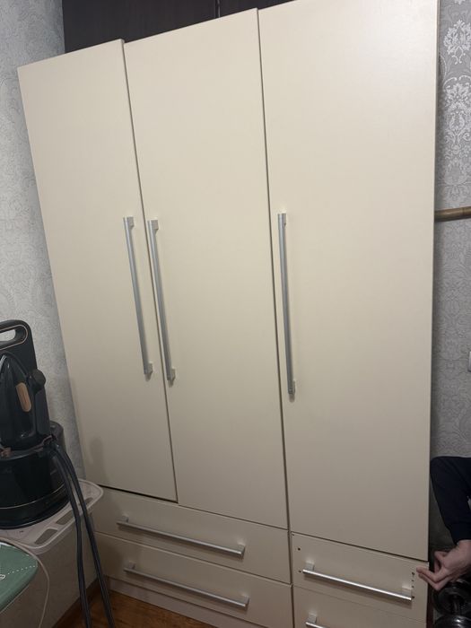 Продам мрочно шкаф