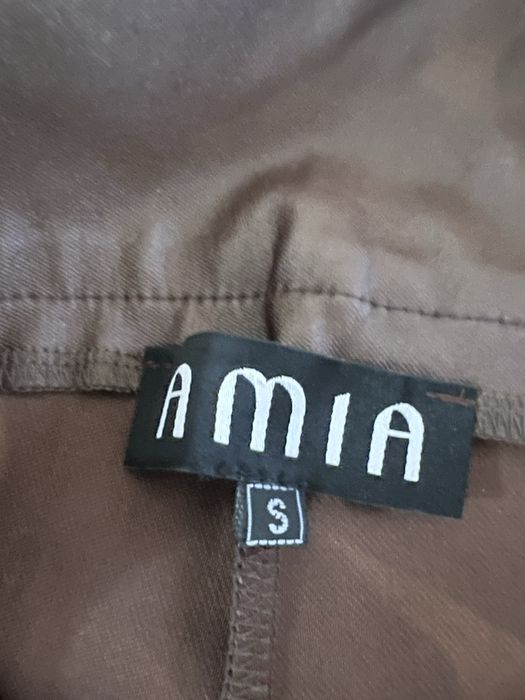 Кафяво клинче Amia