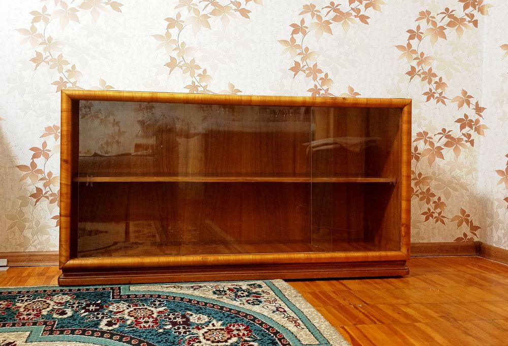 Подставка под телевизор