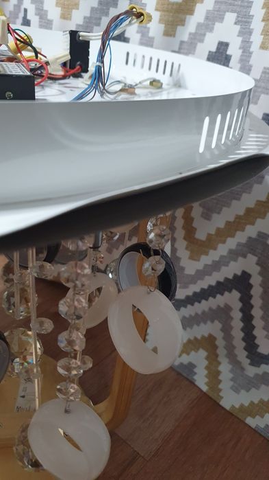 Люстра стеклянная