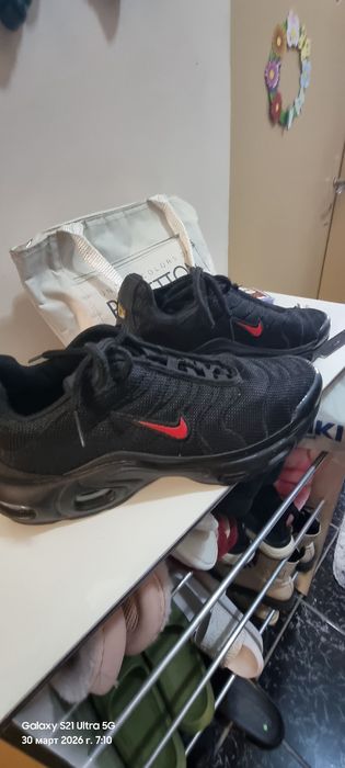 Маратонки Nike Tn