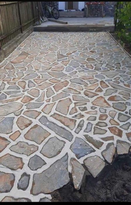 Pavaje din piatra decorativa naturala