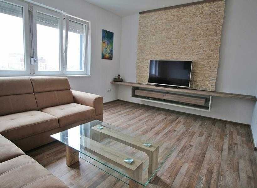 Дава се под наем Двустаен апартамент в Бургас, Братя Миладинови - 59 кв.м за 224.4 € - Снимка #3