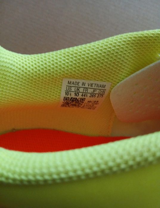 Ghete de fotbal pentru iarba