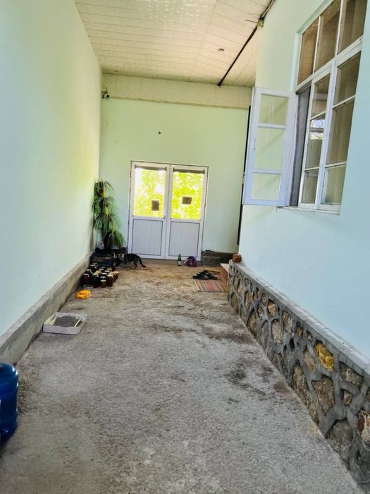 Уй сотилади хамма нарсаси билан