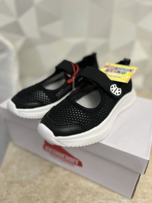 Продам обувь. Для девочки