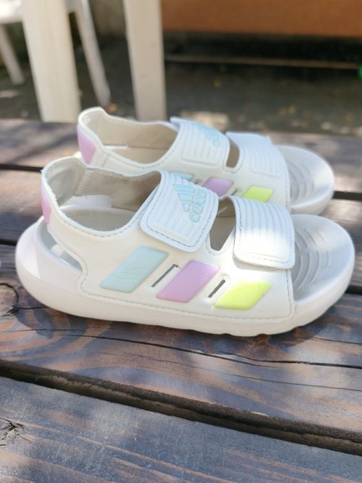 Сандали Adidas 27 номер