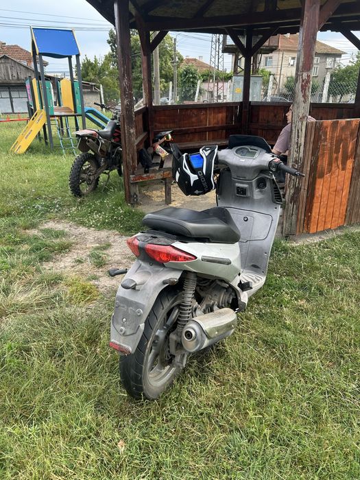 Aprilia sportcity 200cc 2006