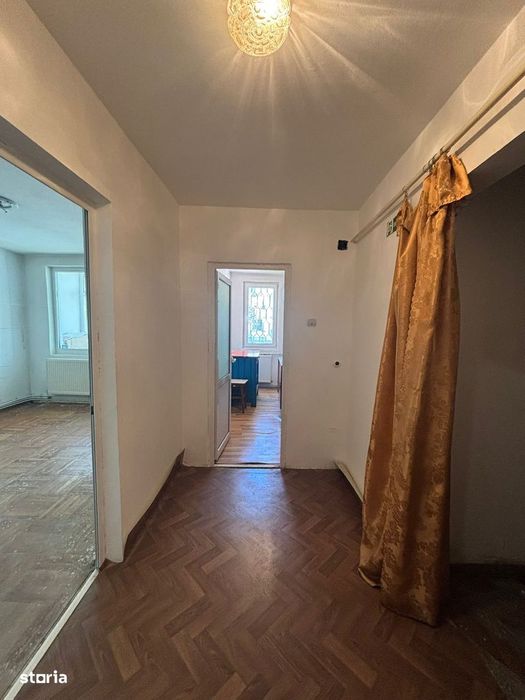 De inchriat spatiu commercial,75mp, zona Bisericii Constantin și Elena