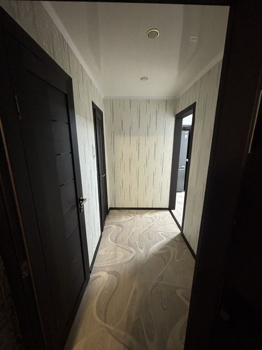 Продам квартиру район 8 школы