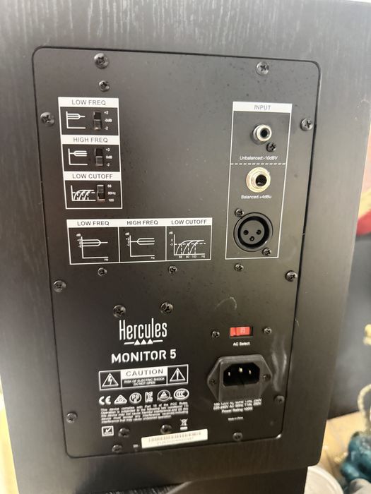 Мониторни тонколони hercules monitor 5 2бр
