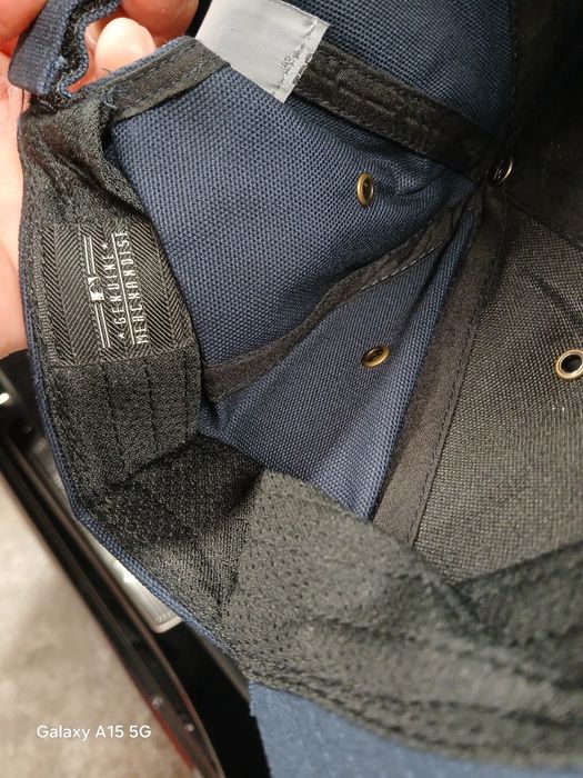 Шапка козерка League