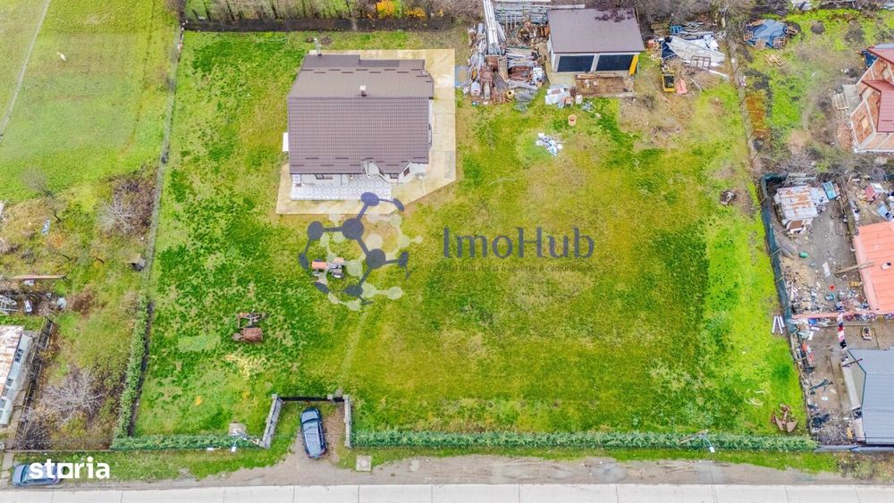 Teren intravilan de vânzare în Letcani - Bogonos, utilități,