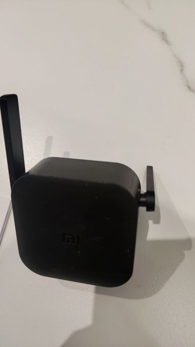 Усилитель сигнала Mi WiFi Range Extender Pro