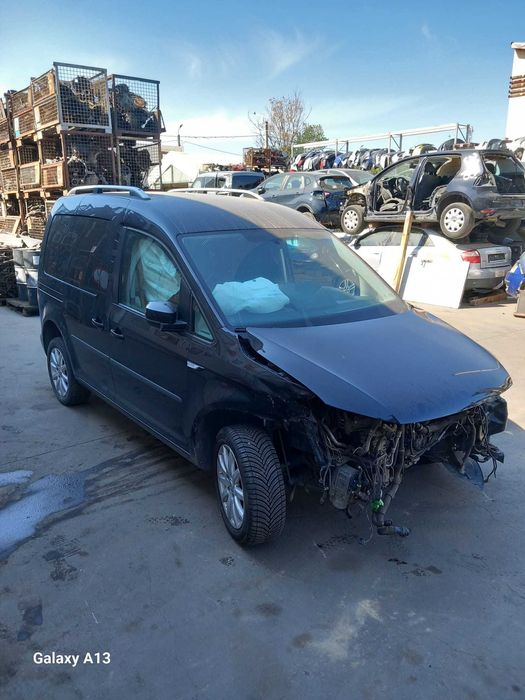 VOLKSWAGEN CADDY IV 2.0 TDI 4MOTION (DFSE) Dezmembrez/Dezmembram