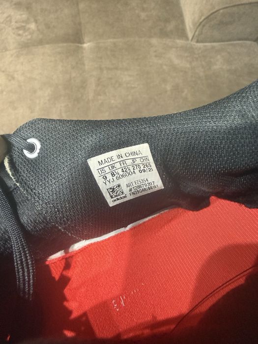 Маратонки NIKE ,ADIDAS