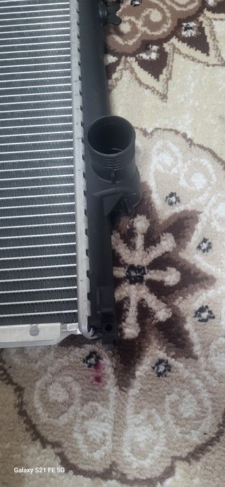 Радиатор бмв новый