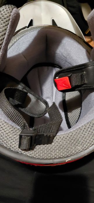 Каска с очила за мотокрос