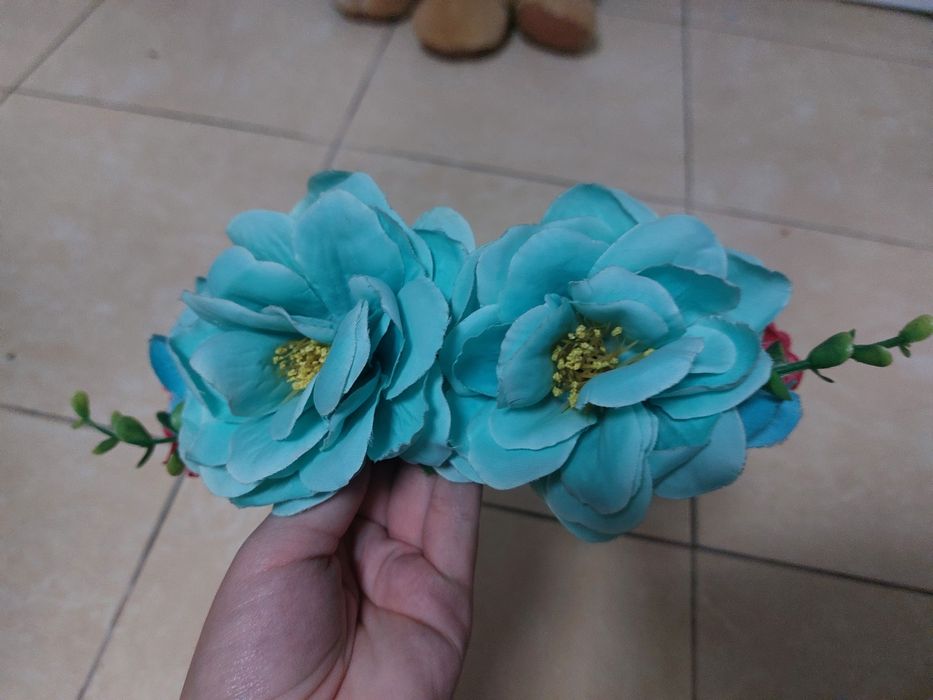 Ободок цветочный венок