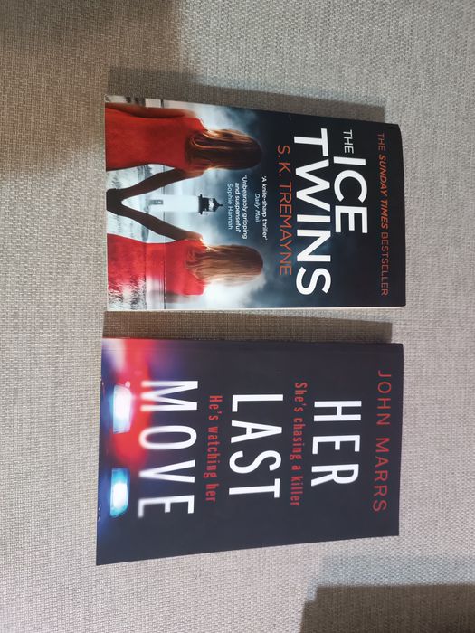 Книги на английски и български