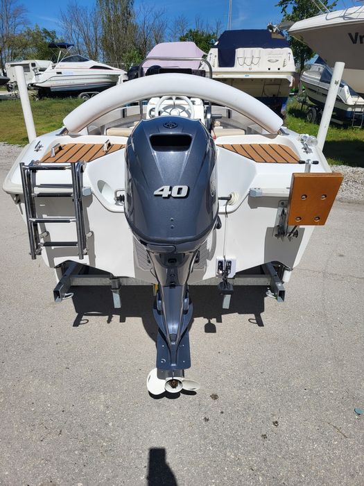Лодка  SHARK 4.50